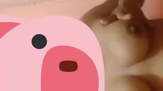 amiga se desnuda en video