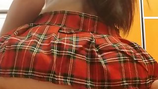 Girl with a dildo from behind (Ragazza con dildo da dietro)