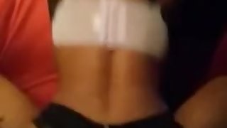 MALA KURVICA SE TRPA U BULJU