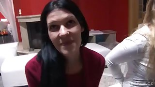 Mejdan s osmnáctkama část první