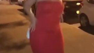 Sophie Turner twerking