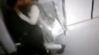 BLOWJOB AND KISSING IN DELHI METRO
