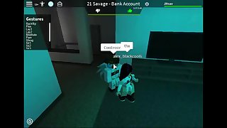 Lucky robloxian dude gets his dick wet in club insanity