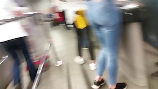 Local store candid ass