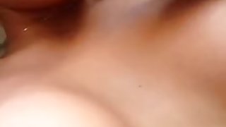 Noivinha mostrando tudo