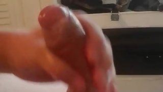 una buena paja con aceite antes de ducharme.