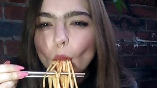 FILTHY SAUCE SLUT REGURGITATES SPAGHETTI