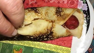 guy jerking off a huge dick and pouring himself with sperm